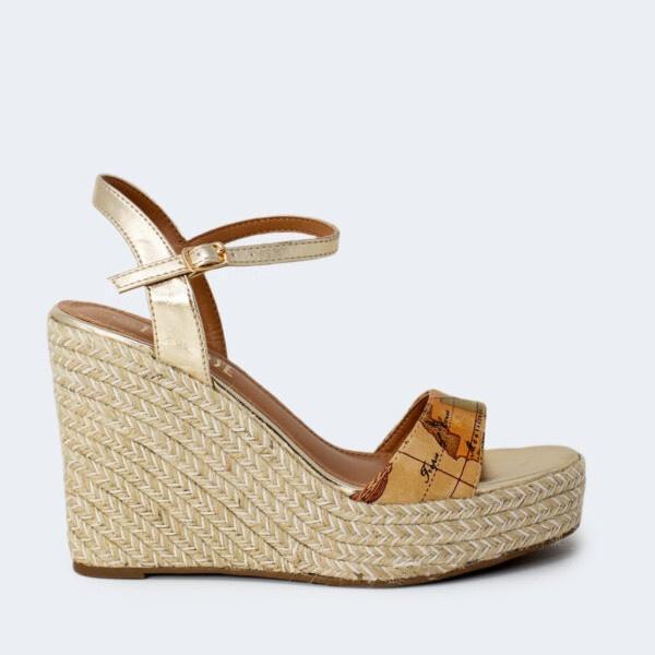 id_4637_scarpe-con-tacco-alviero-martini-prima-classe-beige-zeppa-h120-0203-750a-1648541333-1-600x750.jpg
